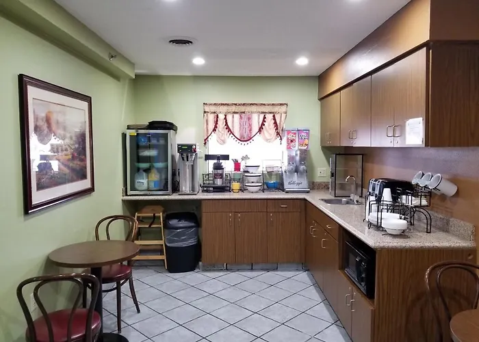 Briarwood Hotel Fairfield